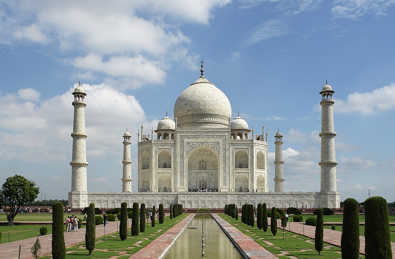 Taj Mahal Sunrise Guided Tour